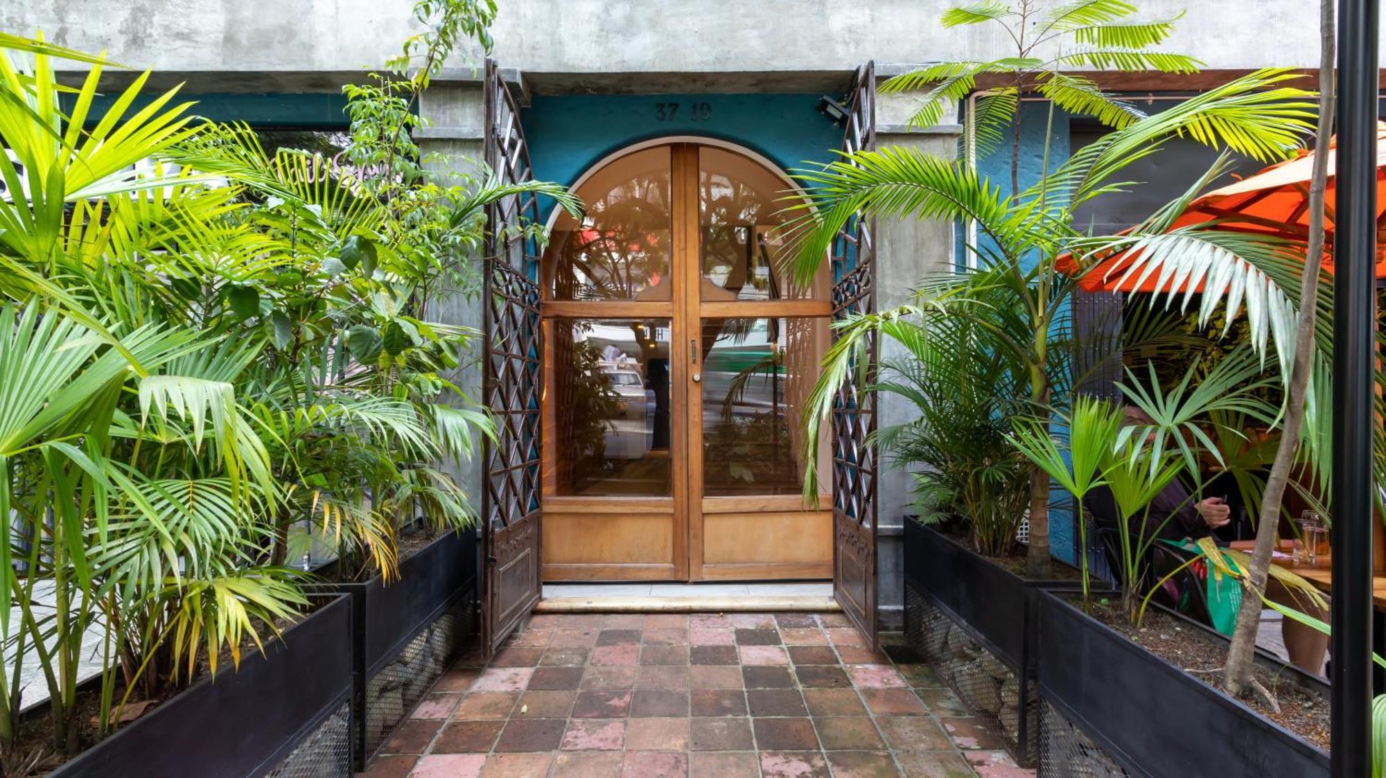 Soy Local Primavera Medellin Exterior photo